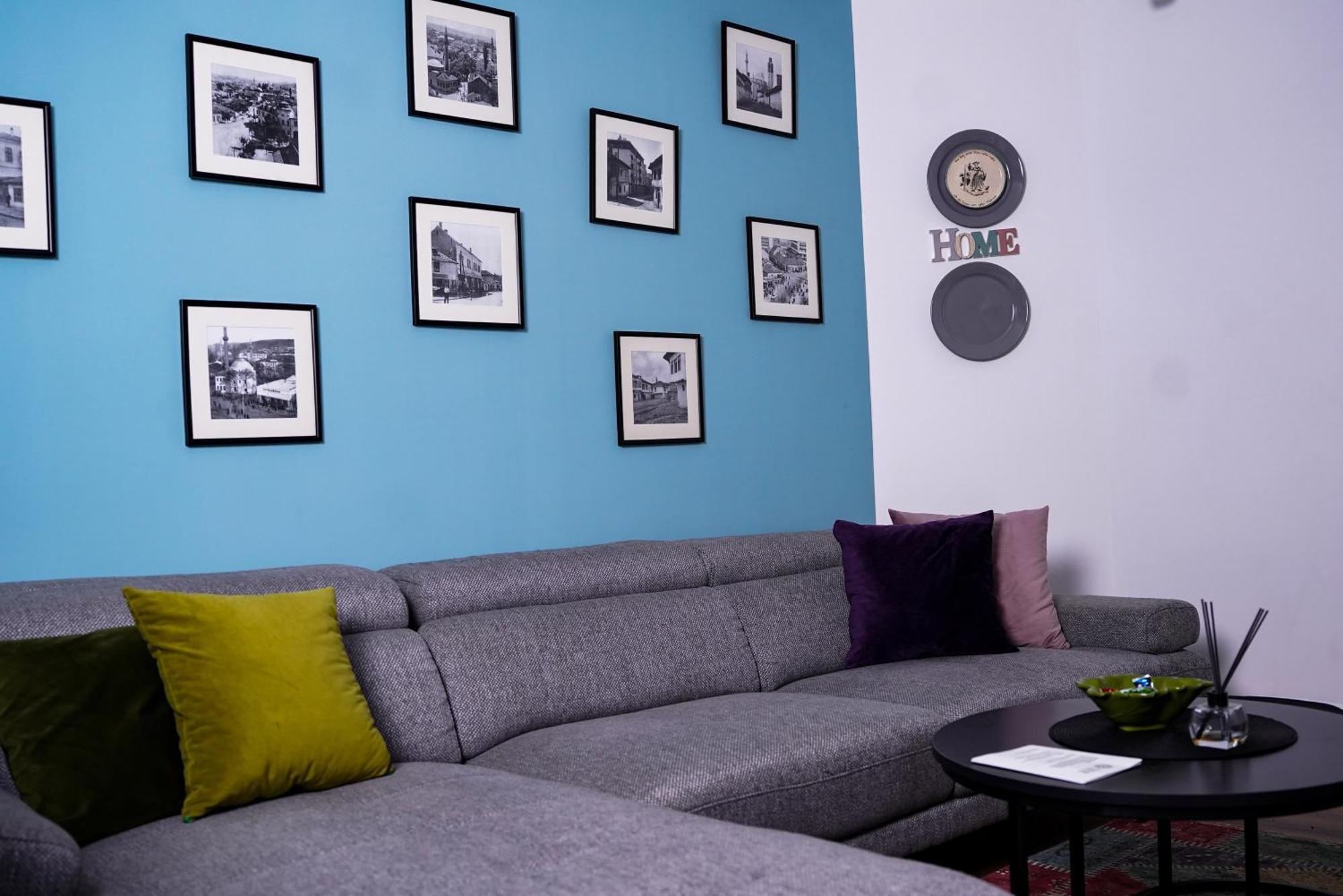 Ten Guest House Pristina Extérieur photo